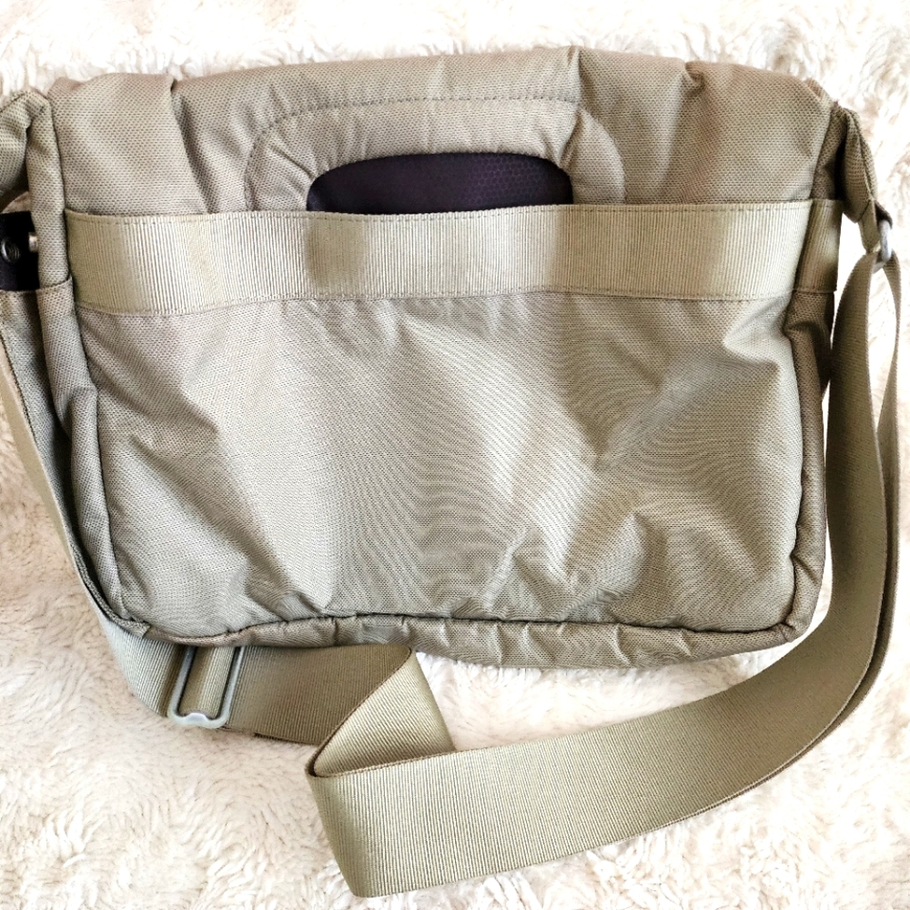 Messenger bag - Picture 2 of 6